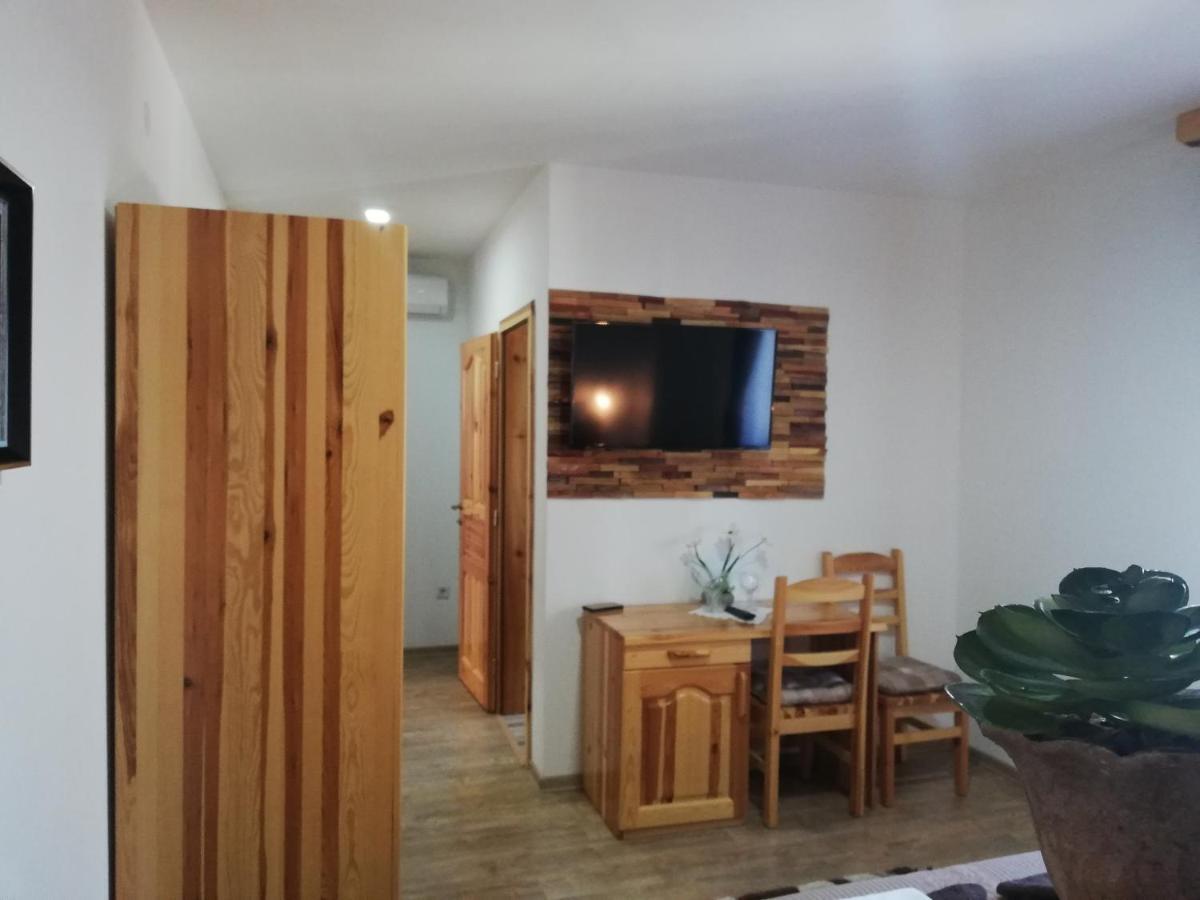 Rustic Lodge Plitvice 1 Плитвицька Єзера Екстер'єр фото