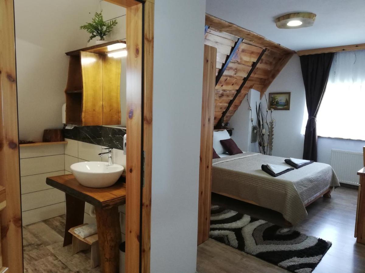 Rustic Lodge Plitvice 1 Плитвицька Єзера Екстер'єр фото