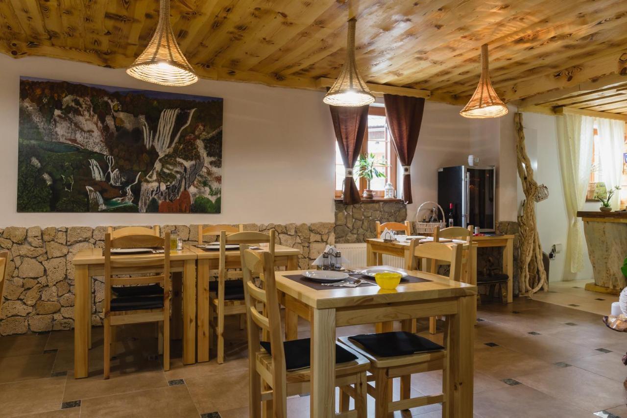 Rustic Lodge Plitvice 1 Плитвицька Єзера Екстер'єр фото